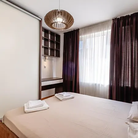 очарователен до морската градина Apartamento Varna