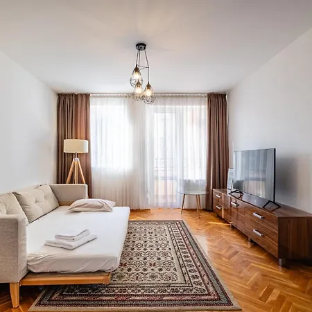 Apartamento очарователен до морската градина