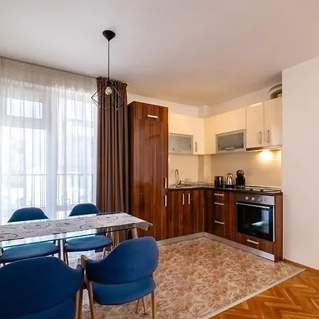 очарователен до морската градина * Βάρνα